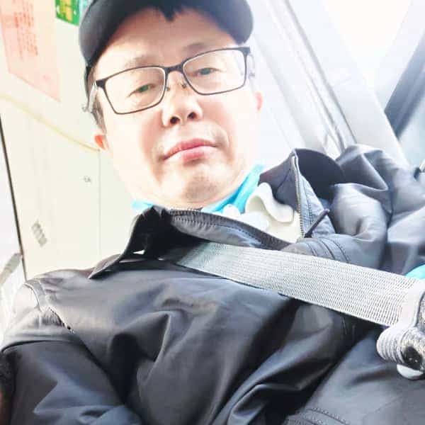 上海56岁单身帅哥真诚找对象-离异征婚相亲网
