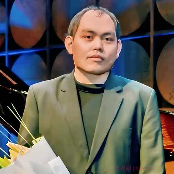香港27岁单身帅哥真诚找对象-离异征婚相亲网